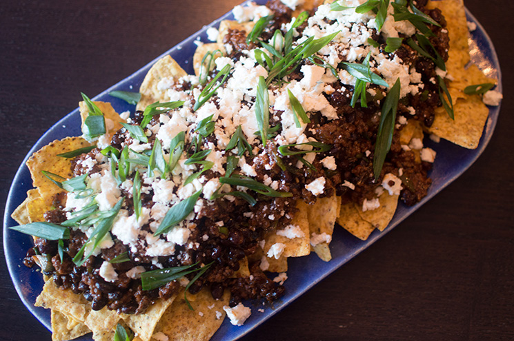 buffalo nachos