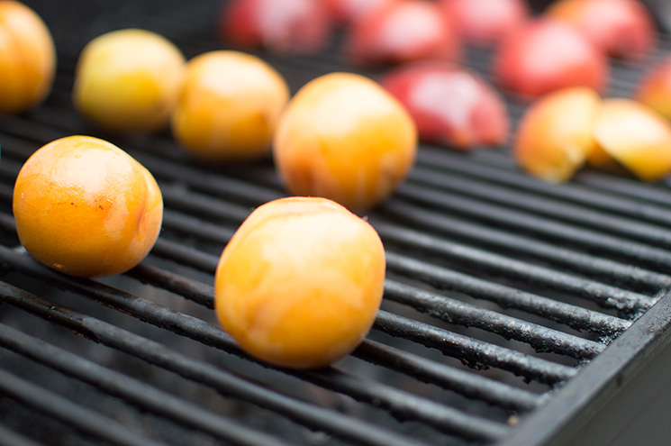 grilled apricots